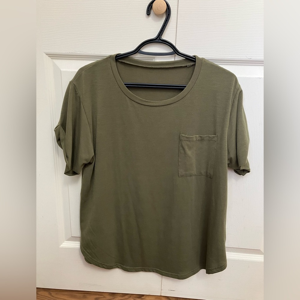 Shein tshirt- brand new without tags